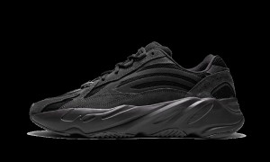 Adidas YEEZY Yeezy Boost 700 V2 Shoes Vanta - FU6684 Sneaker WOMEN