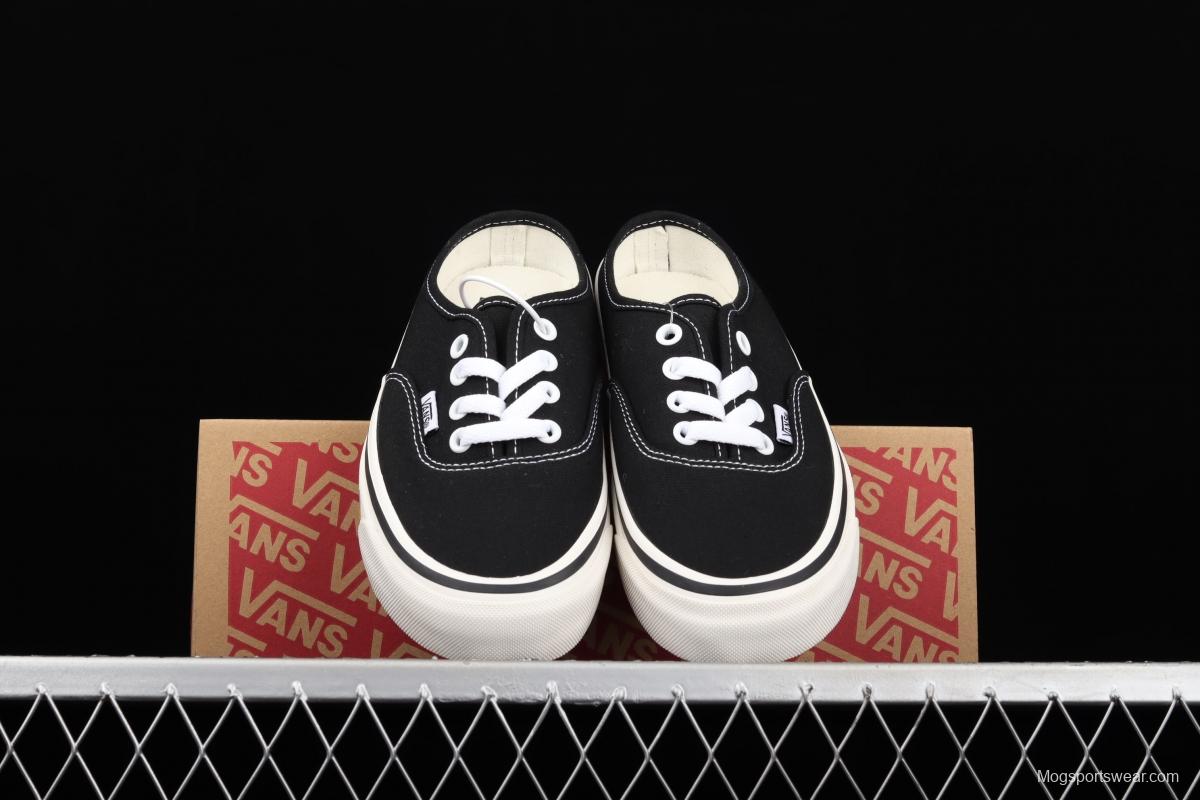 Vans Authentic Anaheim Valentine's Day Limited black and white love leisure half-drag VN0A54F7585